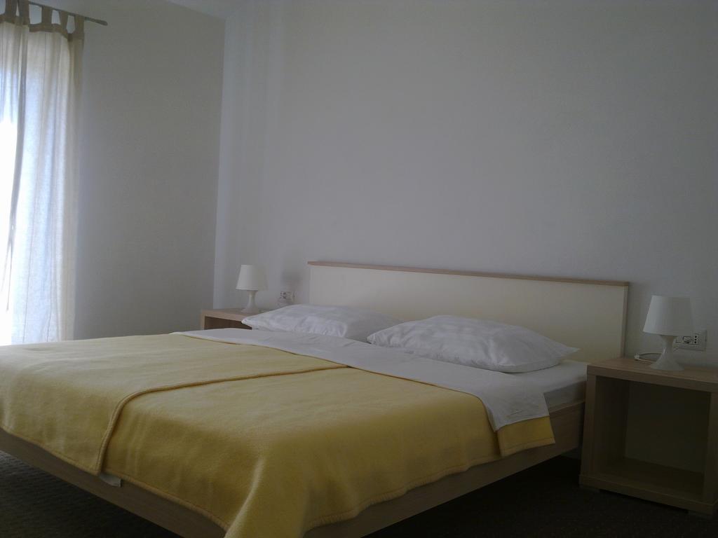 Apartments Permida 드라말리 객실 사진
